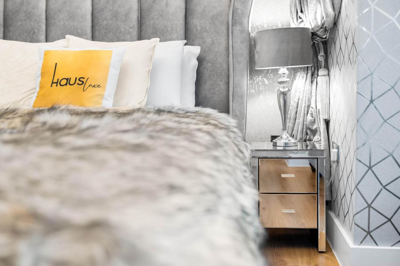 Luxury City Centre Apartment - Parking - Smart Tv - Wifi - Intercom Birmingham Luaran gambar